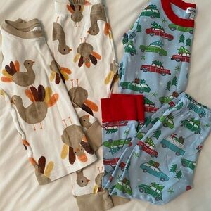 Holiday pajamas (2) 24m